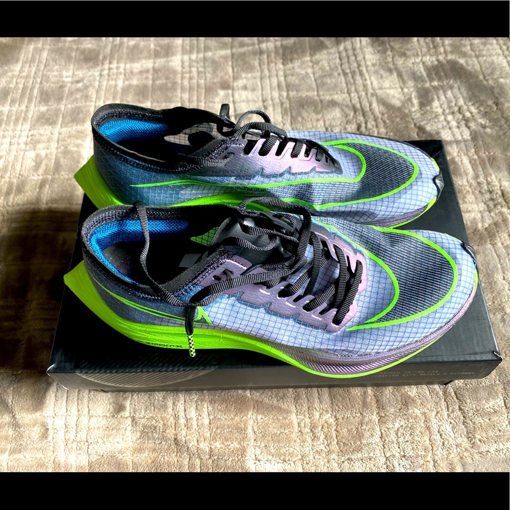 Like new Nike Zoomx Vaporfly Next% women’s 8/men’s 6.5
